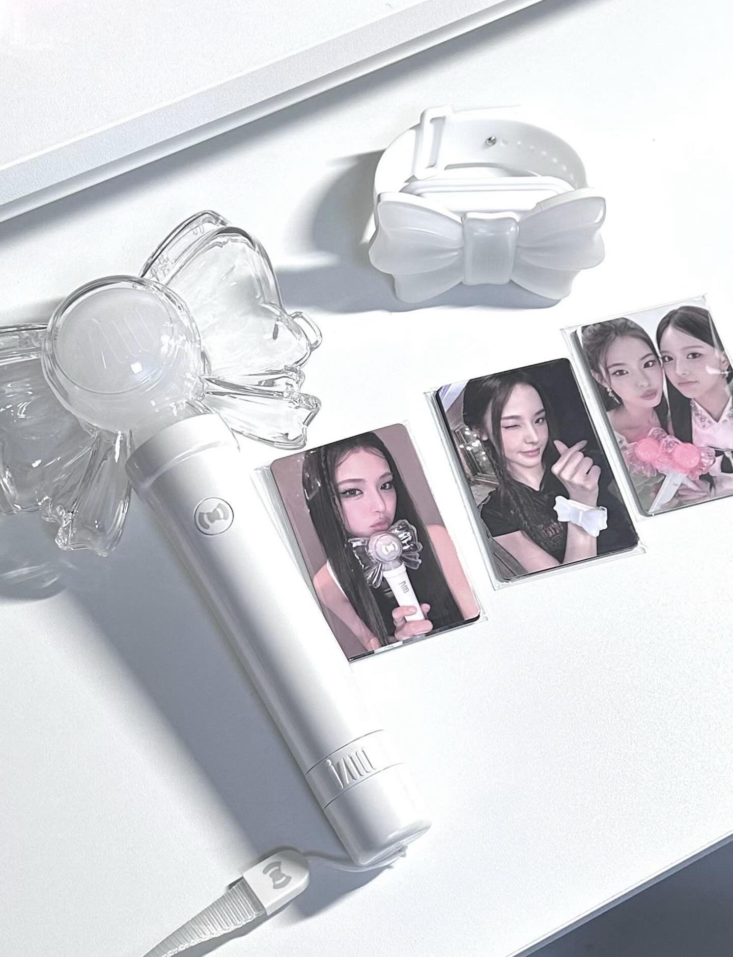 Um dos lightsticks de grupos femininos, do izna