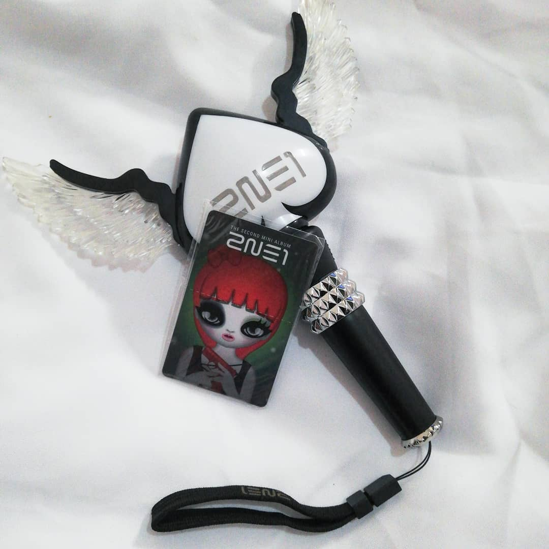 Lightstick do 2NE1
