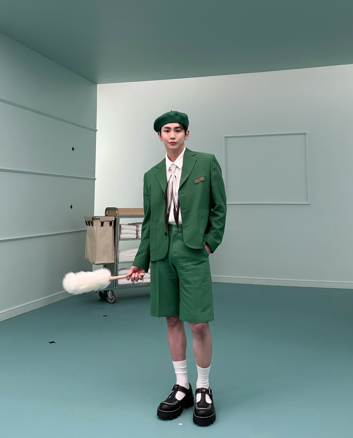 Key é um dos idols de terno desta lista