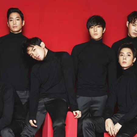 Shinhwa, um dos grupos da primeira geração do kpop
