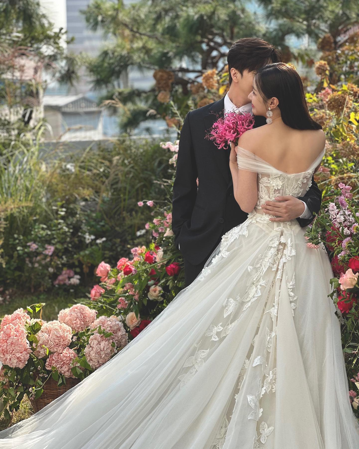 Mimi, ex-gugudan e Thunder, ex-MBLAQ, que são idols casados