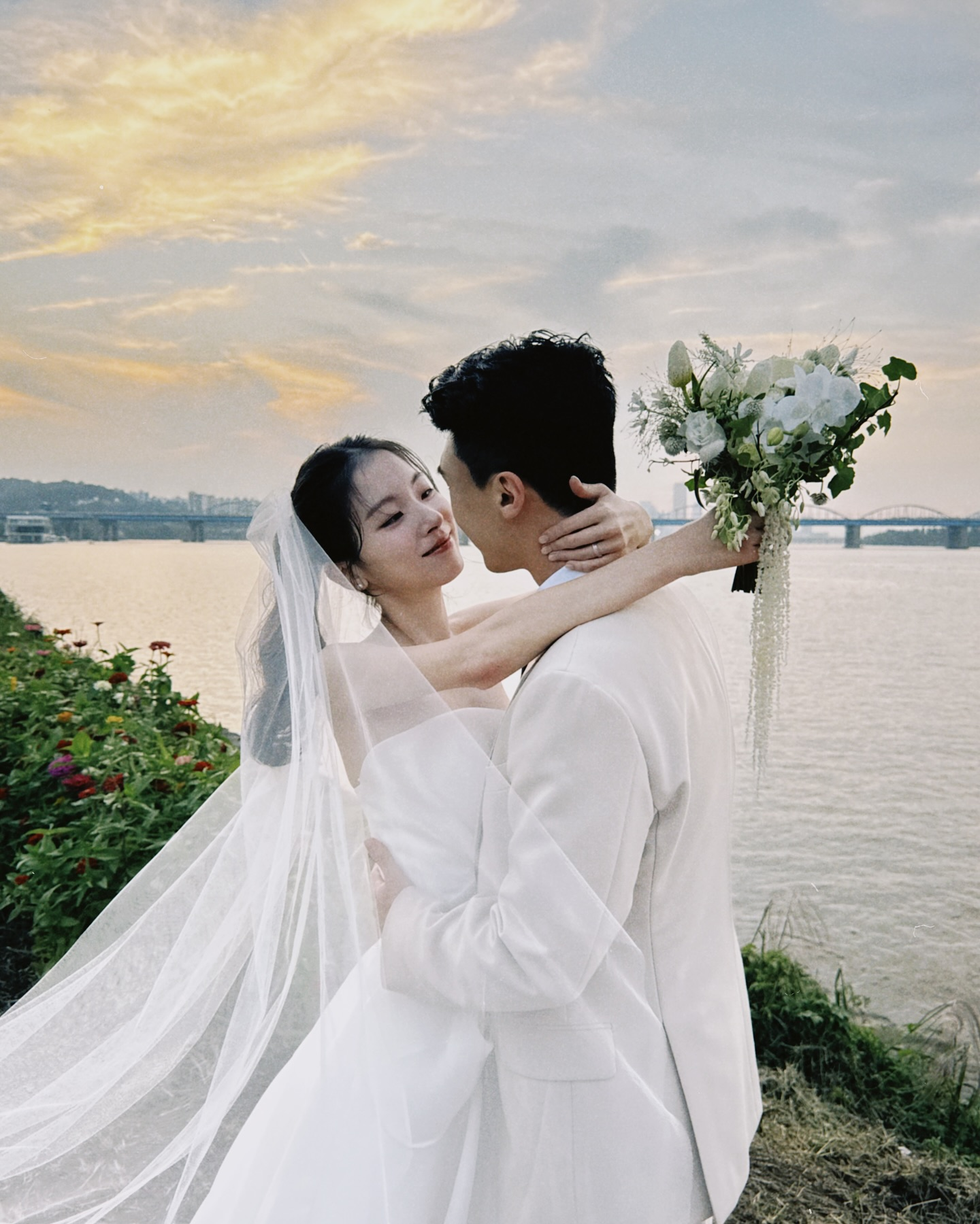 Zuny, uma das idols casadas