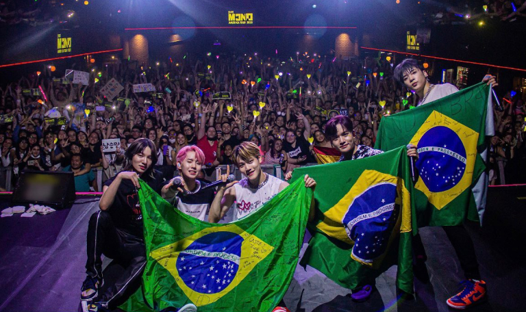 MCND, um dos grupos de kpop que vieram para o Brasil