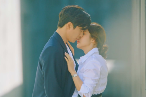 Her Private Life, um dos kdramas com beijos de verdade