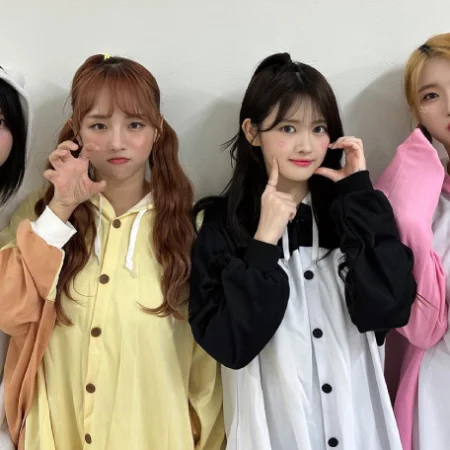 Saturday, um dos grupos idols de kigurumi