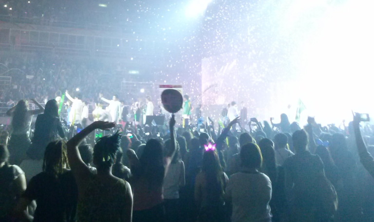 Music Bank no Rio de Janeiro em 2014