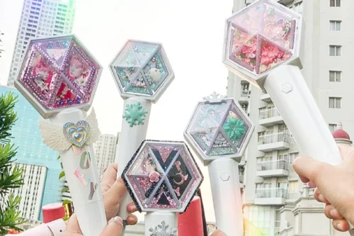 Exemplos de lightsticks decorados