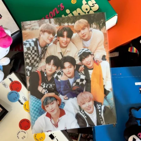 Exemplos de season's greetings do grupo Ateez